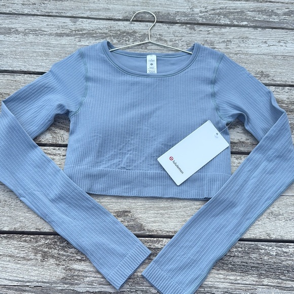 Lululemon Ebb to Street Long-Sleeve Shirt chambray blue size 4 NWT - Picture 1 of 9